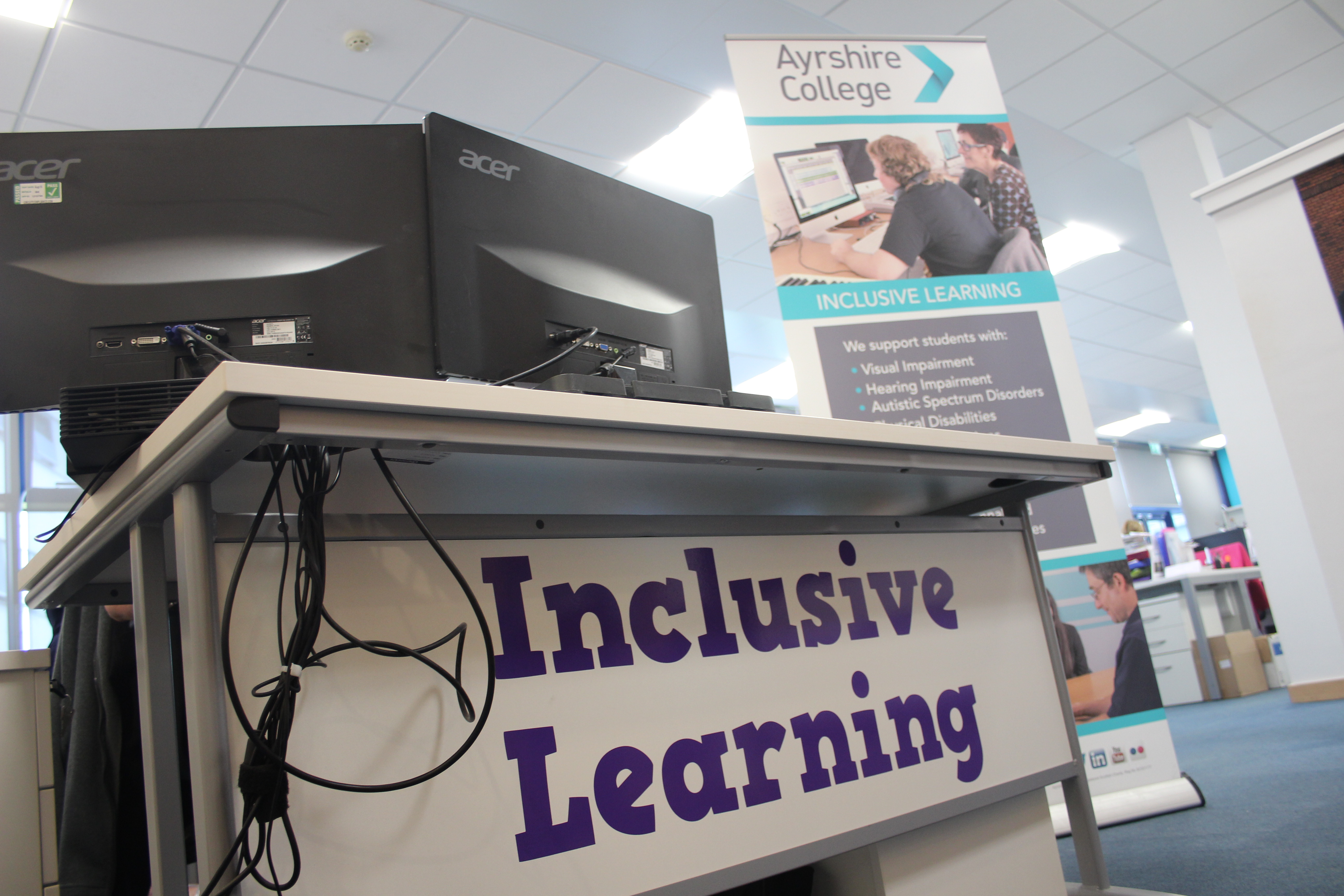 Dyslexia support Inclusive Learning desk.jpg